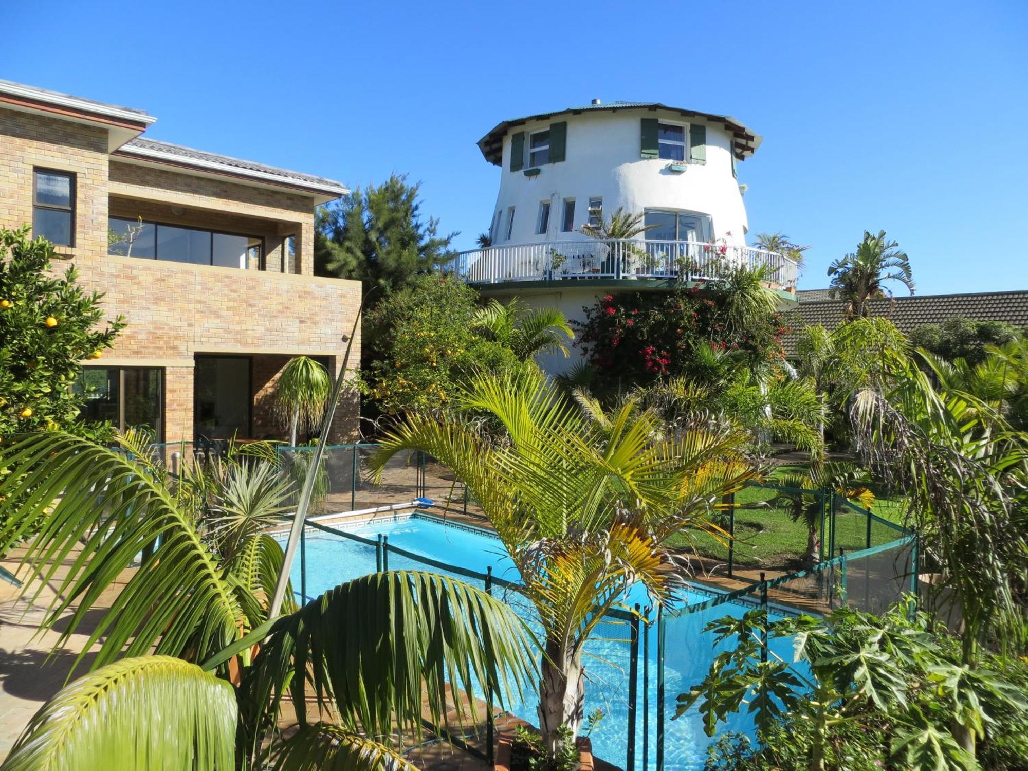 Cape Oasis Guesthouse Bloubergstrand Exterior photo